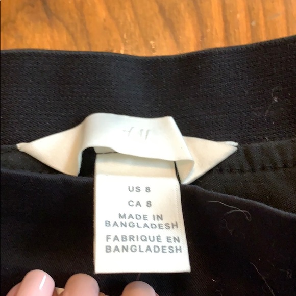 H&M black ankle pants - Picture 5 of 6